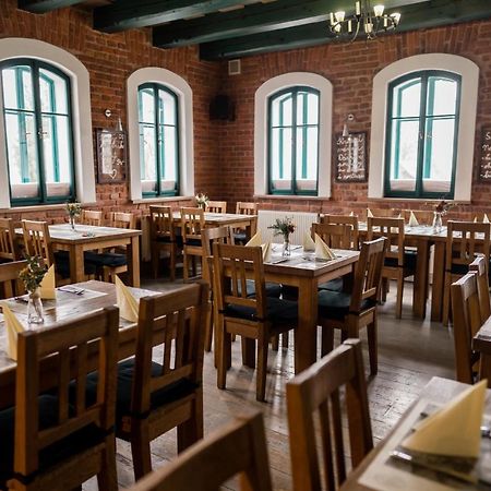 Na Kopecku Ad 1795 - Penzion S Restauraci A Wellness V Podkrkonosi Двур-Кралове-над-Лабем Экстерьер фото