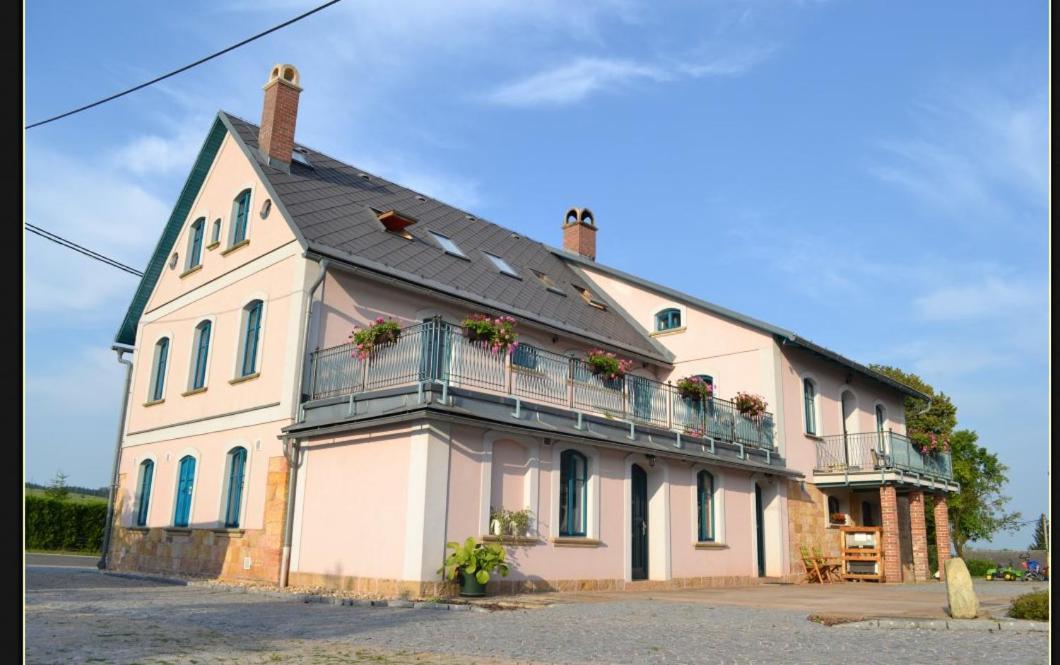 Na Kopecku Ad 1795 - Penzion S Restauraci A Wellness V Podkrkonosi Двур-Кралове-над-Лабем Экстерьер фото