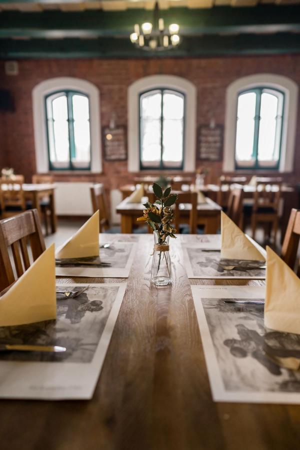Na Kopecku Ad 1795 - Penzion S Restauraci A Wellness V Podkrkonosi Двур-Кралове-над-Лабем Экстерьер фото
